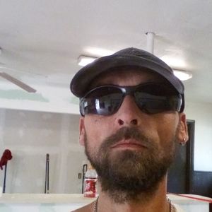 Meet your Posher, Larry